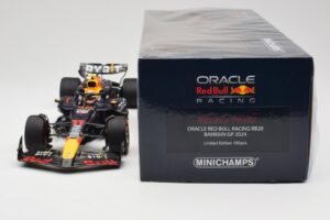 Red Bull Racing RB20 #11 S. Perez Bahrain GP 2024 Minichamps 1:18 110240111 Diecast - image 6 of 7