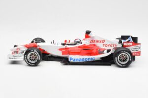 Toyota TF106 Panasonic Toyota Racing J. Trulli F1 Presentation 2006 Minichamps 1:18 AM59554H Diecast - image 3 of 6