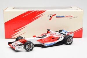 Toyota TF106 Panasonic Toyota Racing J. Trulli F1 Presentation 2006 Minichamps 1:18 AM59554H Diecast - image 6 of 6