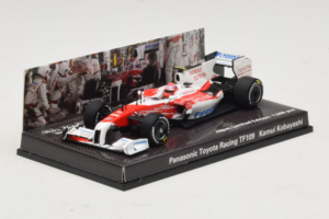 Panasonic Toyota Racing TF109 K. Kobayashi F1 2009 Minichamps 1:43 413090210 Diecast - image 2 of 5