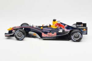 Red Bull Racing Cosworth RB1 #15 C. Klien F1 2005 Minichamps 1:18 100050015 Diecast - image 3 of 6