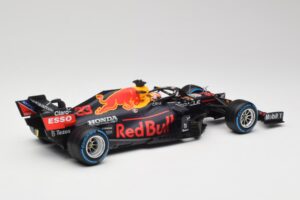 Red Bull Racing Honda RB16B #33 M. Verstappen Belgian GP Winner 2021 Minichamps 1:18 110211333 Resin - image 2 of 7