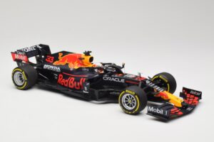 Red Bull Racing Honda RB16B #33 M. Verstappen Mexican GP Winner 2021 Minichamps 1:18 110211933 Resin - image 4 of 6