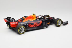 Red Bull RB15 #10 P. Gasly F1 2019 Minichamps 1:18 110190010 Diecast - image 2 of 7