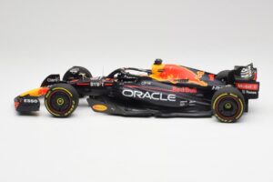 Red Bull RB18 #1 M. Verstappen France GP Winner 2022 Minichamps 1:18 110221201 Diecast - image 3 of 7