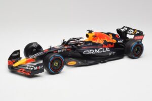 Red Bull RB18 #1 M. Verstappen Monaco GP 3rd Wet 2022 Minichamps 1:18 110220701 Diecast