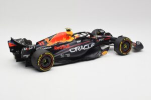 Red Bull RB19 #11 S. Perez Italian GP 2nd 2023 Minichamps 1:18 110231511 Diecast - image 5 of 6