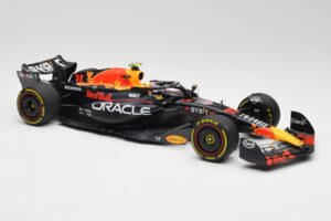 Red Bull RB19 #11 S. Perez Italian GP 2nd 2023 Minichamps 1:18 110231511 Diecast - image 6 of 6