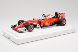 Scuderia Ferrari SF16-H #5 S. Vettel Italian GP 2016 BBR 1:18 BBR181625 Diecast