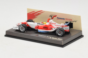 Toyota TF105 #17 R. Schumacher Panasonic Toyota Racing F1 2005 Minichamps 1:43 AM58296 Diecast - image 3 of 5