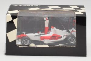 Toyota TF105 #16 J. Trulli Malaysia GP Podium 2005 Minichamps 1:43 400050116 Diecast - image 4 of 4