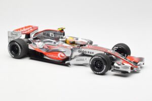 McLaren MP4-22 Mercedes #2 L. Hamilton 2007 Dealer Edition Minichamps 1:18 530071802 Diecast - image 4 of 6