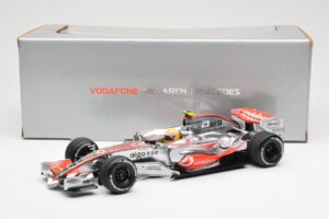 McLaren MP4-22 Mercedes #2 L. Hamilton 2007 Dealer Edition Minichamps 1:18 530071802 Diecast - image 6 of 6