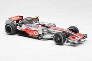McLaren MP4-23 Mercedes #23 H. Kovalainen 2008 Minichamps 1:18 530081823 Diecast - image 4 of 6