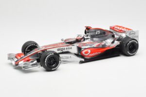 McLaren MP4-22 Mercedes #1 F. Alonso Presentation Valencia 2007 Minichamps 1:18 538071871 Diecast