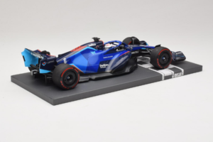 Williams FW44 Mercedes #6 N. Latifi Bahrain GP 2022 Minichamps 1:18 117220106 Diecast - image 3 of 6