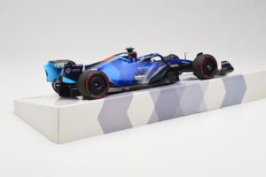 Williams FW44 Mercedes #23 A. Albon Bahrain GP 2022 Case Edition Minichamps 1:18 147220123 Resin - image 3 of 7