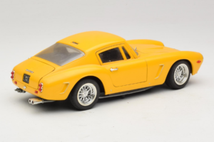 Ferrari 250 GT Berlinetta Yellow Jouef Evolution 1:18 301200 Diecast - image 3 of 8