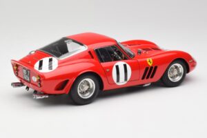 Ferrari 250 GTO #11 J. Surtees / M. Parkes Paris 1000km 1962 CMC 1:18 M-249 Diecast - image 2 of 6