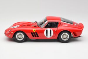Ferrari 250 GTO #11 J. Surtees / M. Parkes Paris 1000km 1962 CMC 1:18 M-249 Diecast - image 3 of 6