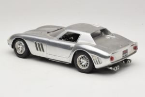Ferrari 275 GTB Chrome Silver Guiloy 1:18 B004 Diecast - image 7 of 8