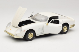 Ferrari 275 GTB/4 White ERTL 1:18 7493 Diecast - image 2 of 8