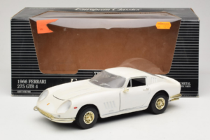 Ferrari 275 GTB/4 White ERTL 1:18 7493 Diecast - image 8 of 8