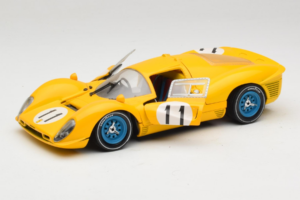 Ferrari 330 P4 #11 Yellow Spa-Francorchamps 1967 Eagles Race 1:18 38007-Y1 Diecast - image 2 of 8