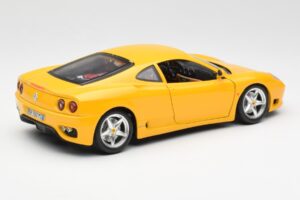 Ferrari 360 Modena Yellow Bburago 1:18 3368 Diecast - image 3 of 8