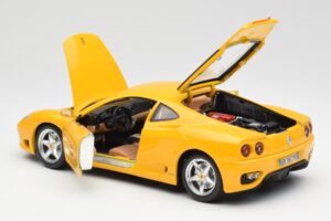 Ferrari 360 Modena Yellow Bburago 1:18 3368 Diecast - image 5 of 8