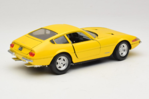 Ferrari 365 GTB/4 Daytona Yellow Techno Giodi 1:18 40011-Y1 Diecast - image 2 of 7