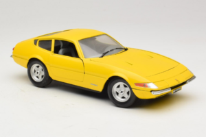 Ferrari 365 GTB/4 Daytona Yellow Techno Giodi 1:18 40011-Y1 Diecast - image 5 of 7