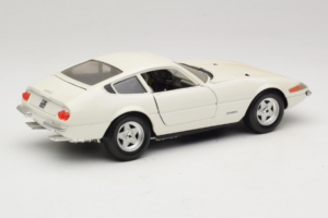 Ferrari 365 GTB/4 Daytona Berlina White Techno Giodi 1:18 74007 Diecast - image 3 of 8
