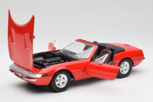 Ferrari 365 GTS Red Solido 1:18 8017 Diecast - image 2 of 8
