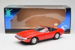 Ferrari 365 GTS Red Solido 1:18 8017 Diecast - image 8 of 8