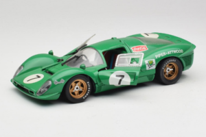 Ferrari 412P #7 Green 24 Hours of Daytona 1967 Eagles Race 1:18 37000 Diecast - image 2 of 8