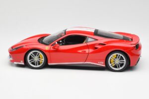 Ferrari 488 GTB Red Bburago 1:18 18-76102 Diecast - image 4 of 8