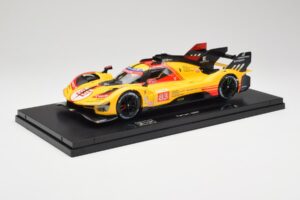 Ferrari 499P Hypercar AF Corse #83 R. Kubica / Y. Ye / R. Shwartzman 24 Hours of Le Mans 2024 Bburago 1:18 18-16313-83-VET Di