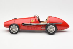 Ferrari 500 F2 #1 A. Ascari F1 Double World Champion 1952-1953 CMC 1:18 M-056 Diecast - image 3 of 6