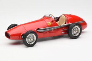 Ferrari 500 F2 #1 A. Ascari F1 Double World Champion 1952-1953 CMC 1:18 M-056 Diecast