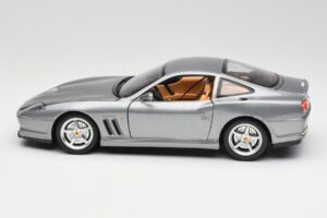 Ferrari 550 Maranello Silver Bburago 1:18 3344 Diecast - image 4 of 8