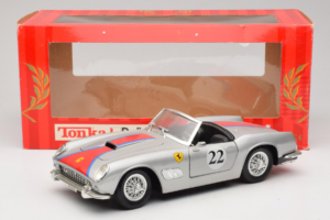 Ferrari California #22 Silver Red Stripe 1966 Tonka 1:18 01109-S2 Diecast - image 8 of 8