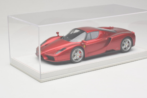 Ferrari Enzo Candy Red AB Models 1:18 REMC016 Resin - image 2 of 6