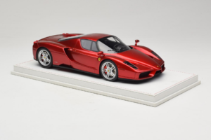Ferrari Enzo Candy Red AB Models 1:18 REMC016 Resin - image 4 of 6