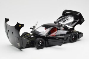 Ferrari F40 Black Kyosho 1:18 08416BK Diecast - image 2 of 10