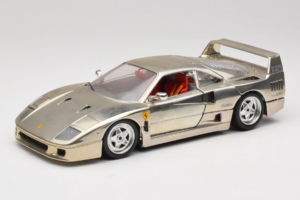 Ferrari F40 Chrome Silver Bburago 1:18 3401 Diecast