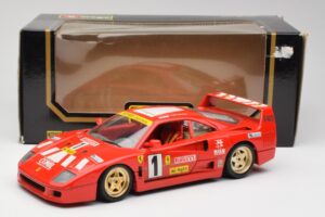 Ferrari F40 Evoluzione Bburago 1:18 3042 Diecast - image 8 of 8