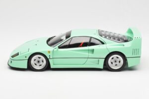 Ferrari F40 Mint Green Kyosho 1:18 08416MG Diecast - image 6 of 10