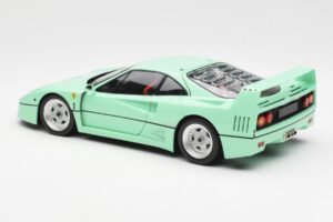 Ferrari F40 Mint Green Kyosho 1:18 08416MG Diecast - image 9 of 10