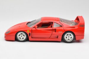 Ferrari F40 Red Bburago 1:18 3032 Diecast - image 4 of 8